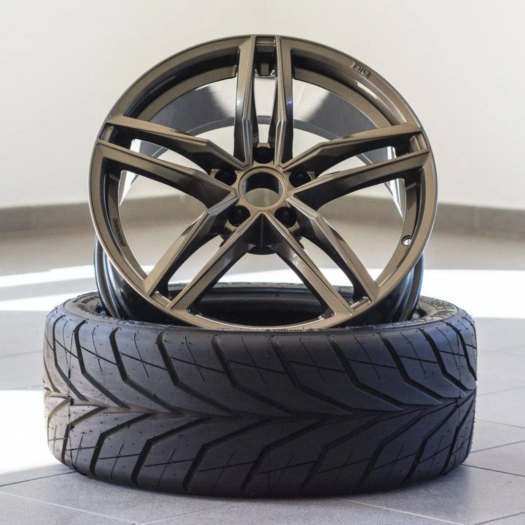 Vossen Bronze — foto 
