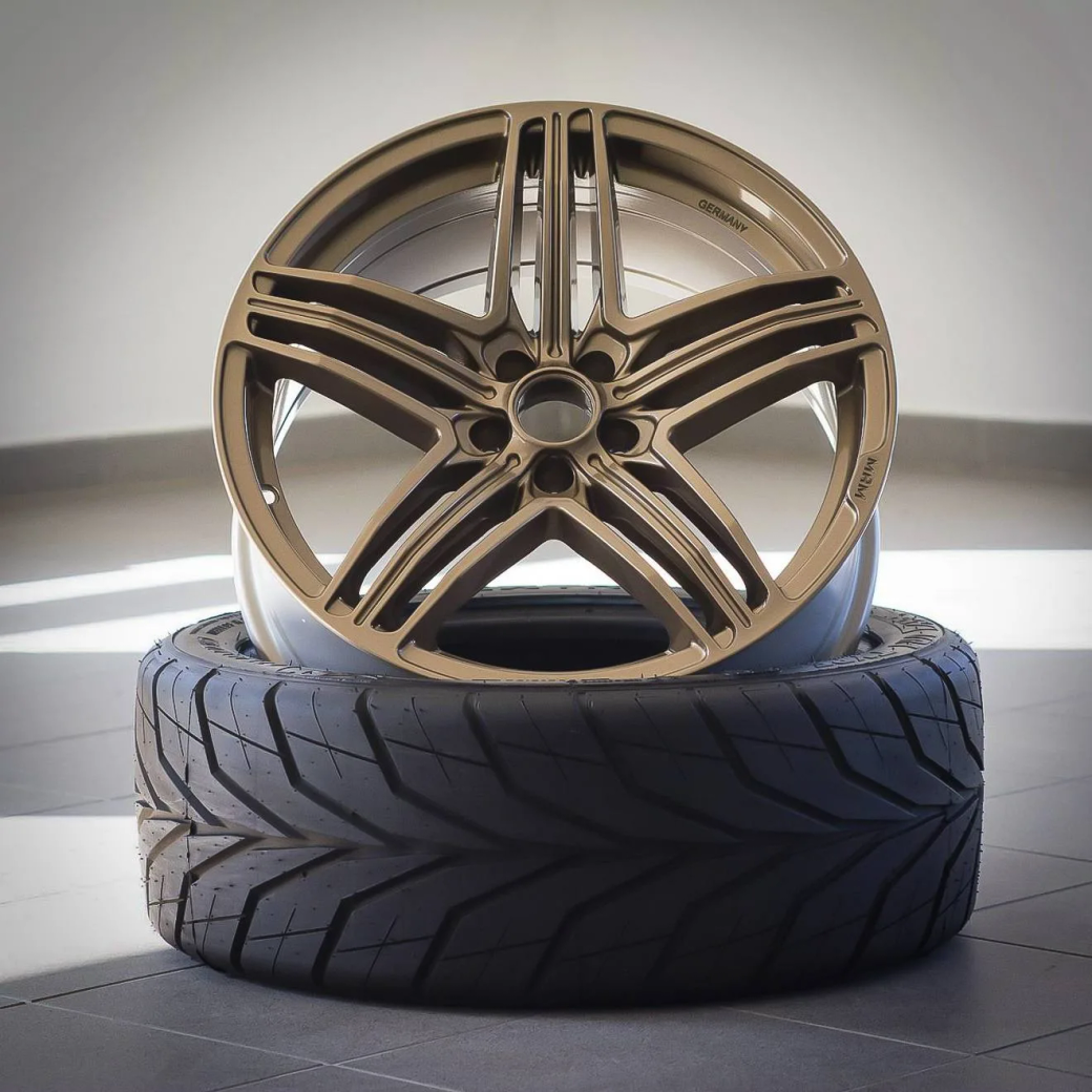 Bronz Lambo — foto 