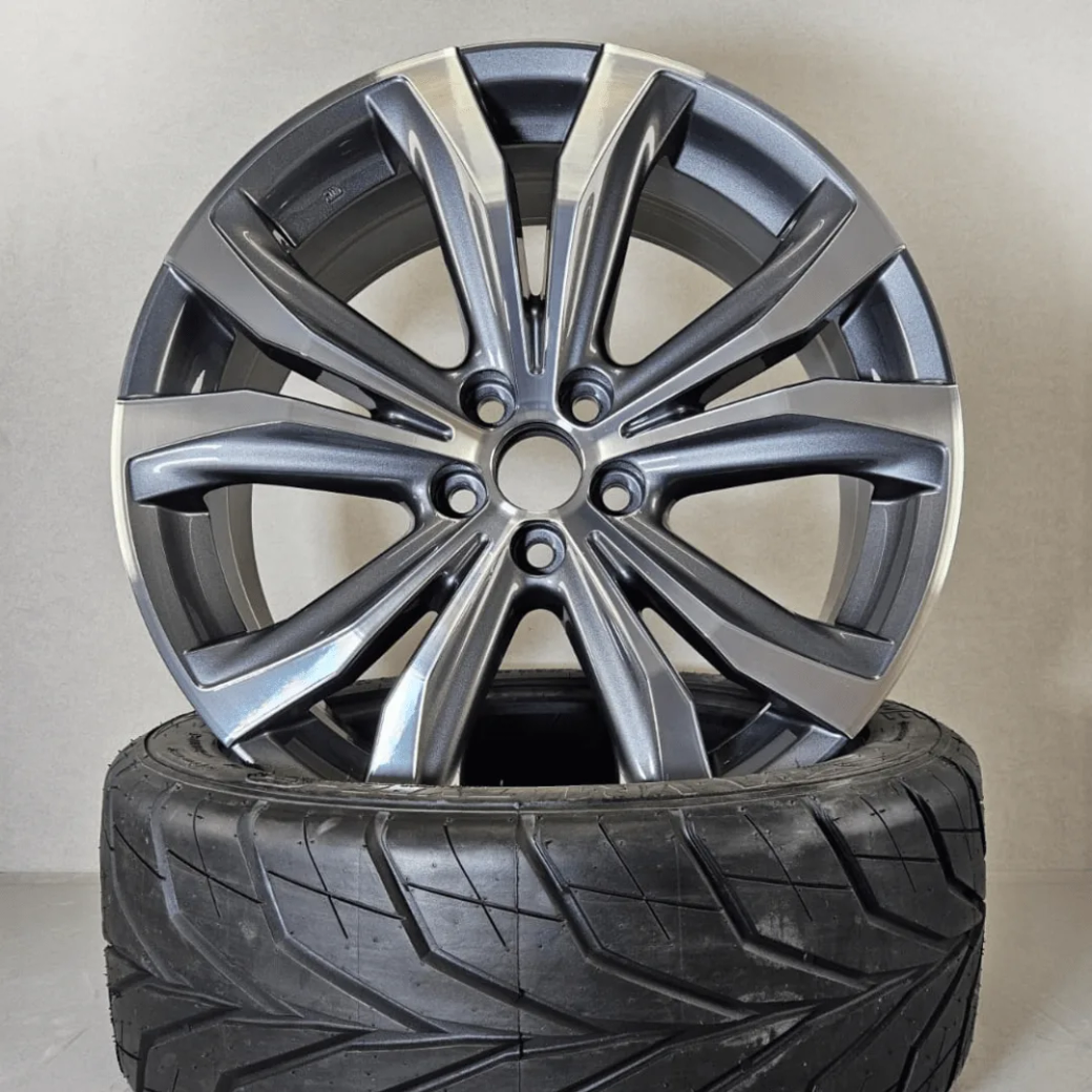 Lexus Anthracite lesk — foto 